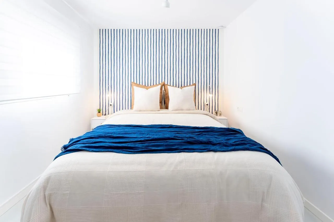 Apartamento De Un Dormitorio Cerca De La Playa Estepona